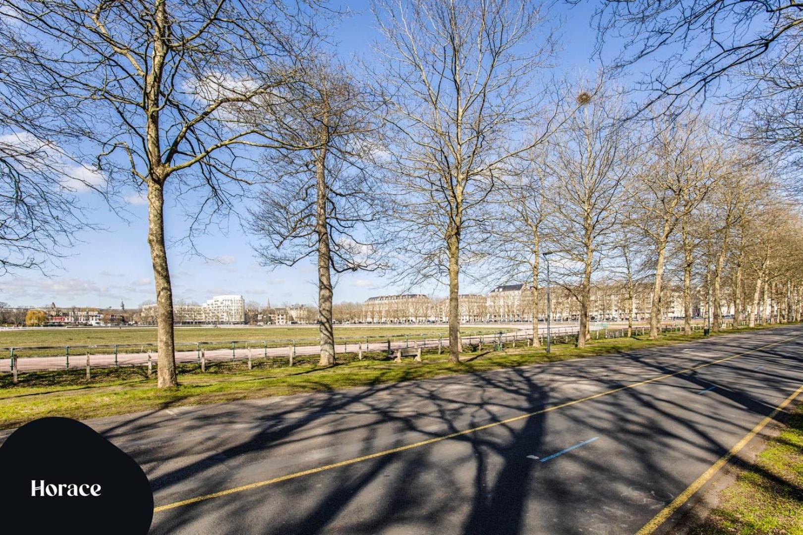 Le City - Parking And Comfort In The City Centre Caen Exterior foto